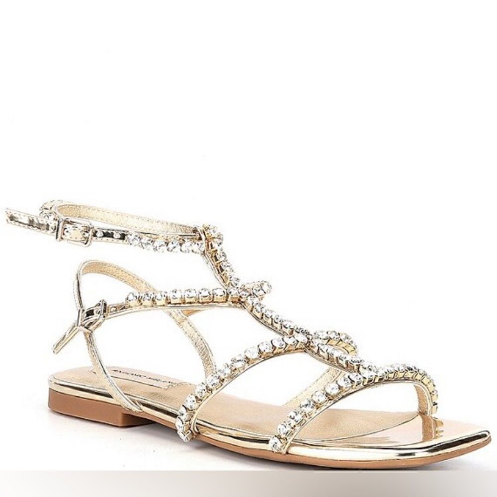 NWT Antonio Melani Dayla Metallic Leather Jeweled T-Strap Flat Sandals Silver